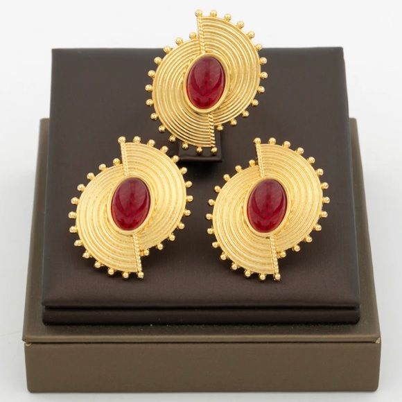 Meet your Posher, Milu - Picture 3 of 3